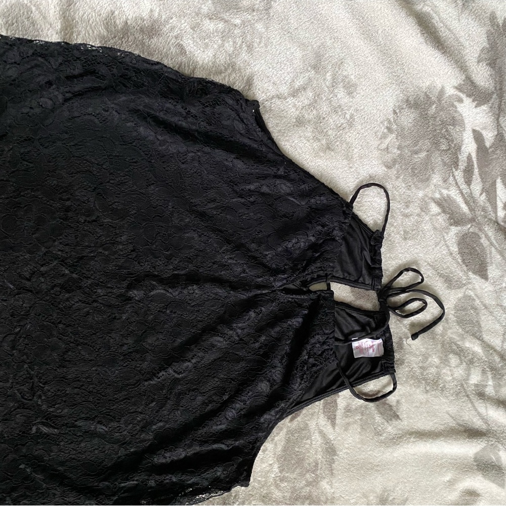 No Boundaries Black Lace Keyhole Blouse xxl lined - Picture 3 of 5